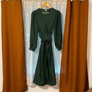 Green striped small Frnch long sleeved dress - never worn